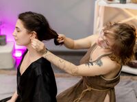 Shoulders Oil Massage by Yolana