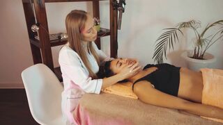 Face Cleaning Massage by Caroline