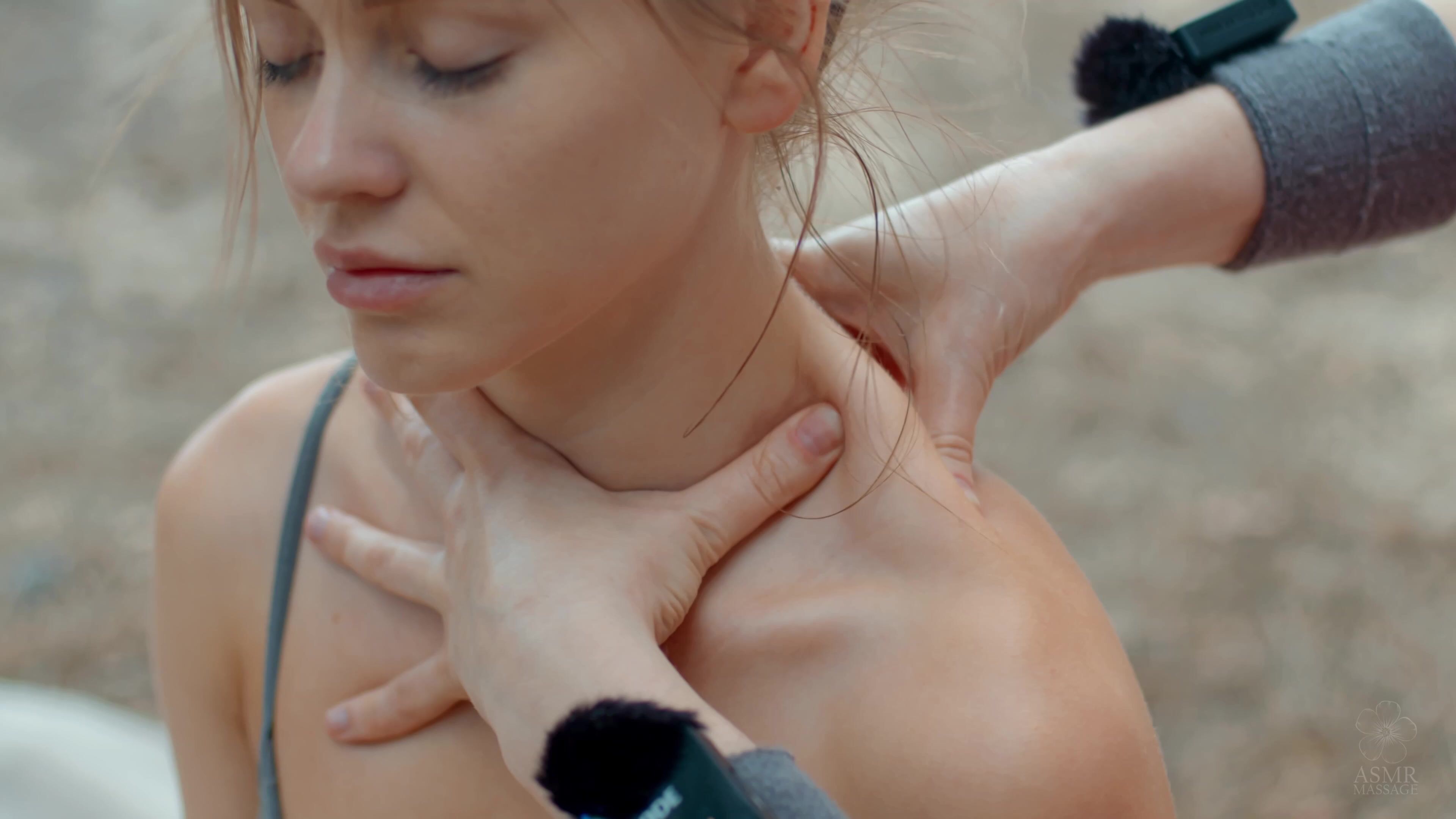 Shoulders Massage Outdoor by Anna