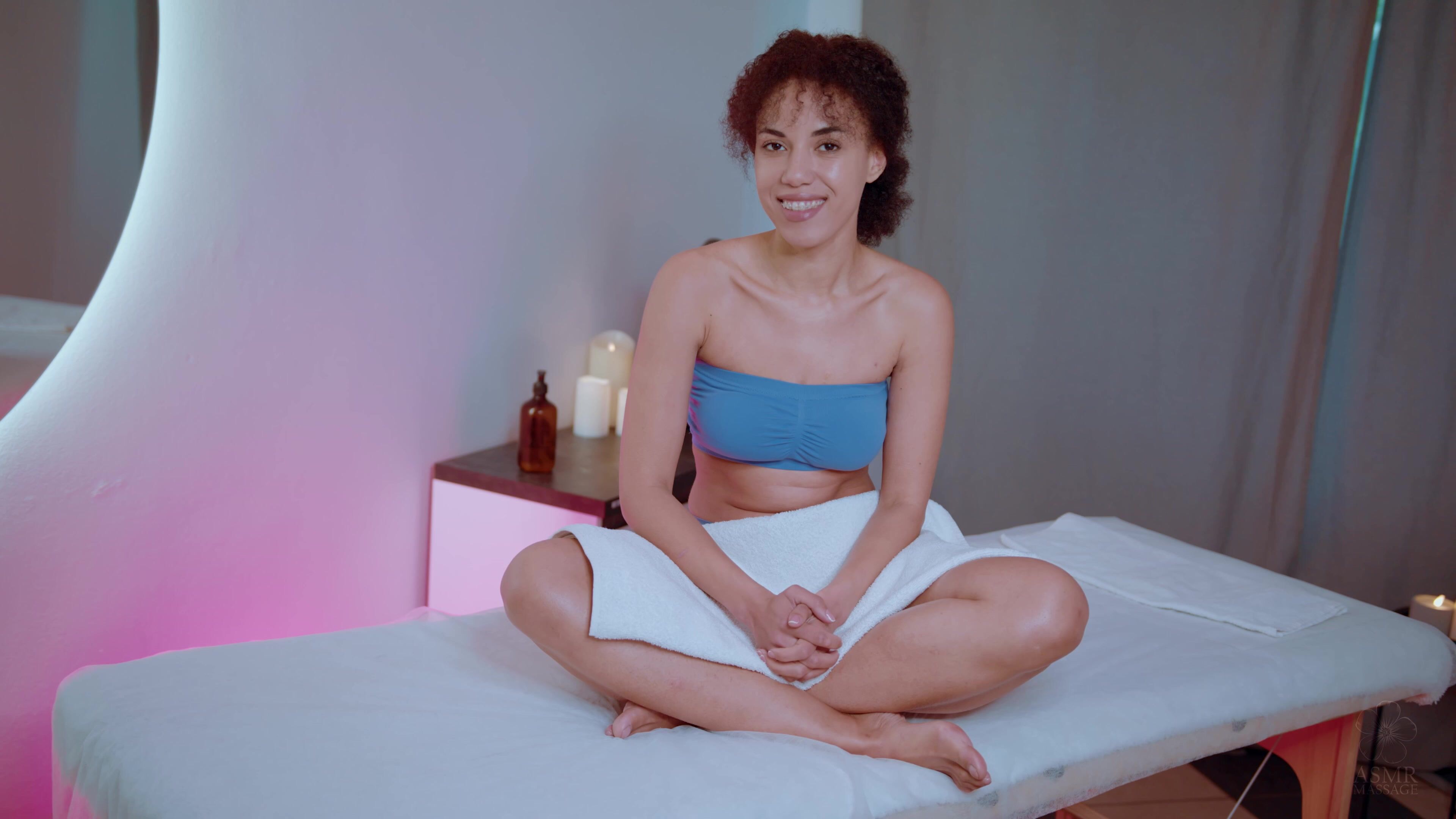 Relaxing Shoulders Massage by Vicky Kim